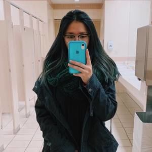 Meet your Posher, Danielle